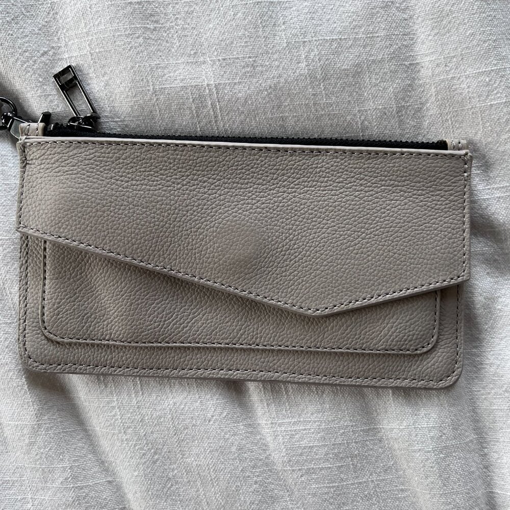NWOT Botkier Cobble Hill Slip Wallet - Picture 2 of 6